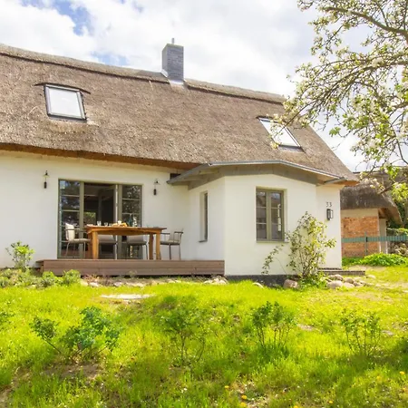 Brise Haus Am Semesterbostad *